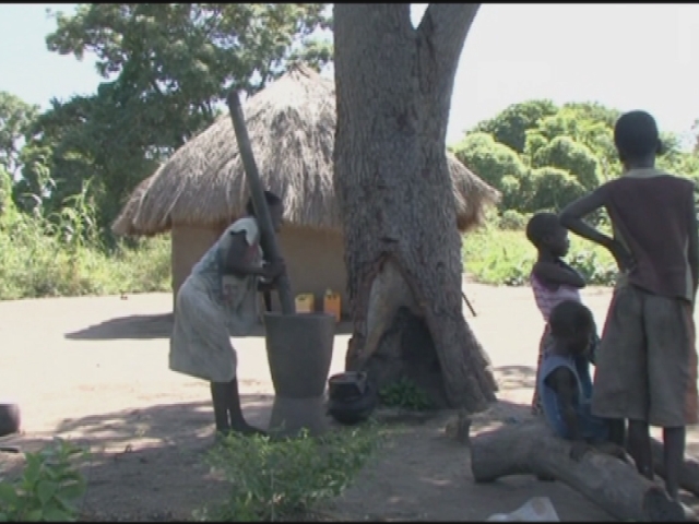 MOZAMBIQUE / AIDS ORPHANS